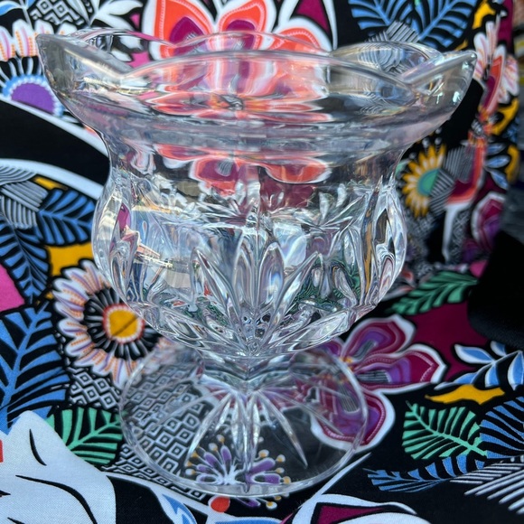 Crystal Vase - Picture 3 of 4
